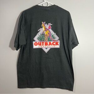 Hanes Outback Steakhouse Kangaroo Logo Gray Short Sleeve T-Shirt Mens Large